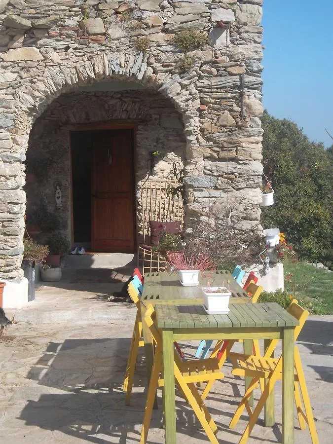 ;Chaletsemi Di Crescita 295S Hotel Calice Ligure Italia