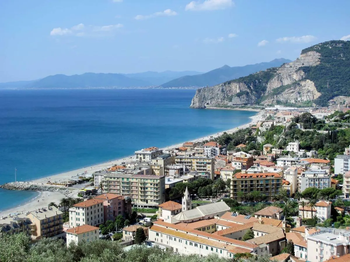 ;Chaletsemi Di Crescita 295S Hotel Calice Ligure Italia