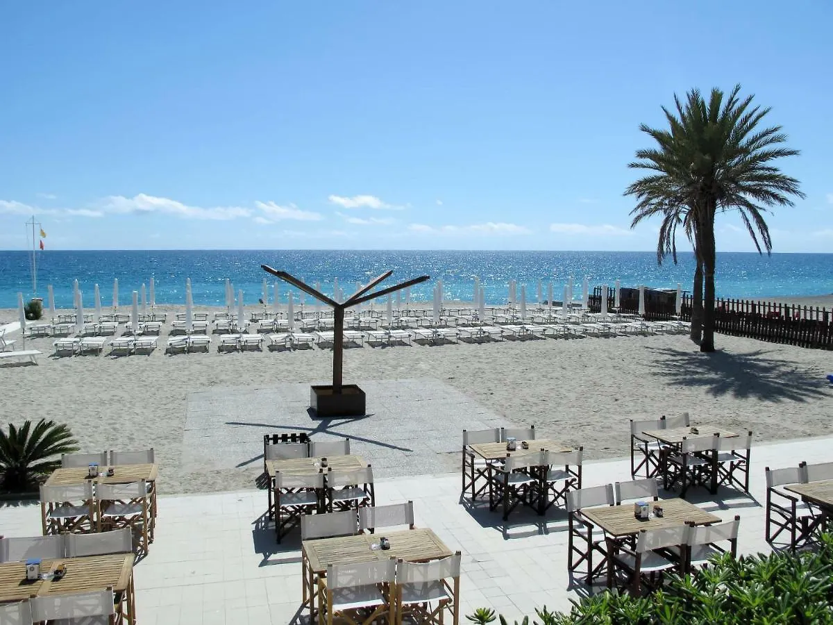 ;Chaletsemi Di Crescita 295S Hotel Calice Ligure 0*,  Italia