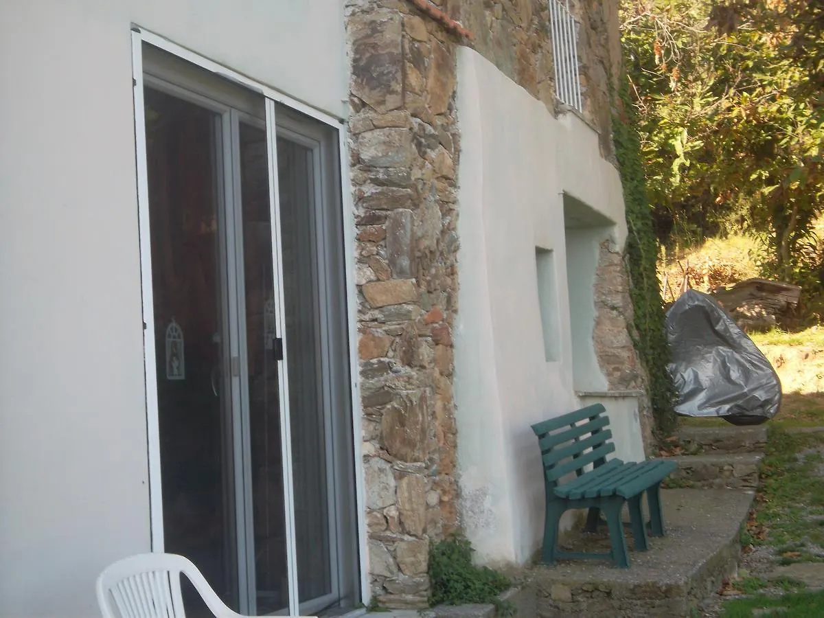 ;Chaletsemi Di Crescita 295S Hotel Calice Ligure